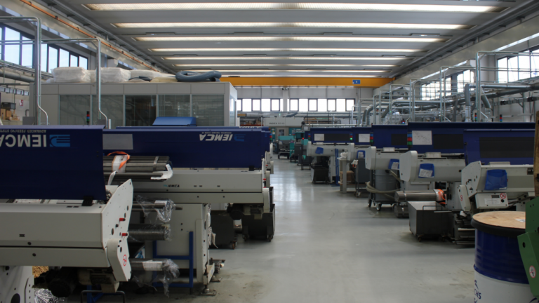 EmmeTI ist eine mechanische Werkstatt für Industrie 4.0